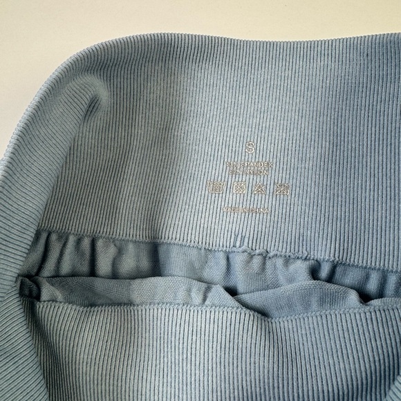 NVGTN Icy Blue Camo Seamless Leggings Size S - Picture 6 of 7